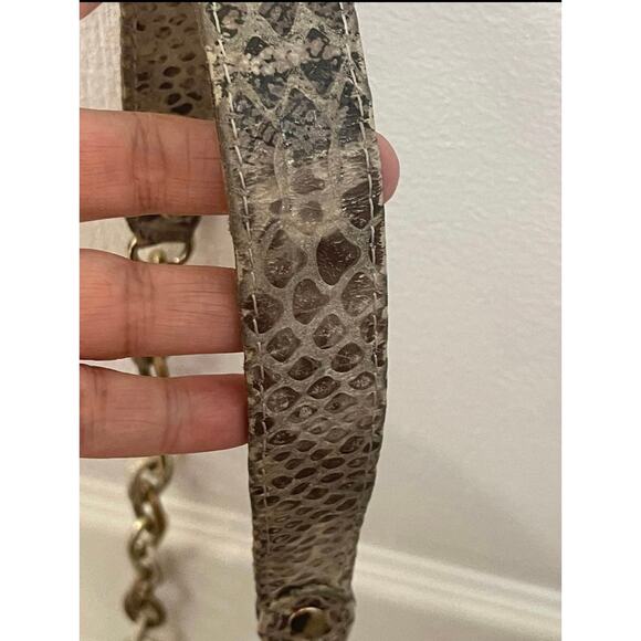 Elliott Lucca snakeskin print leather purse with chain - Picture 13 of 13